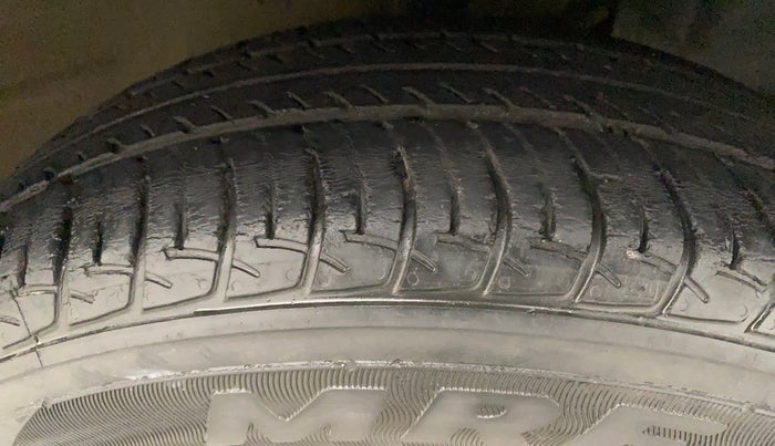 2019 Maruti New Wagon-R VXI 1.0, Petrol, Manual, 39,700 km, Right Front Tyre Tread