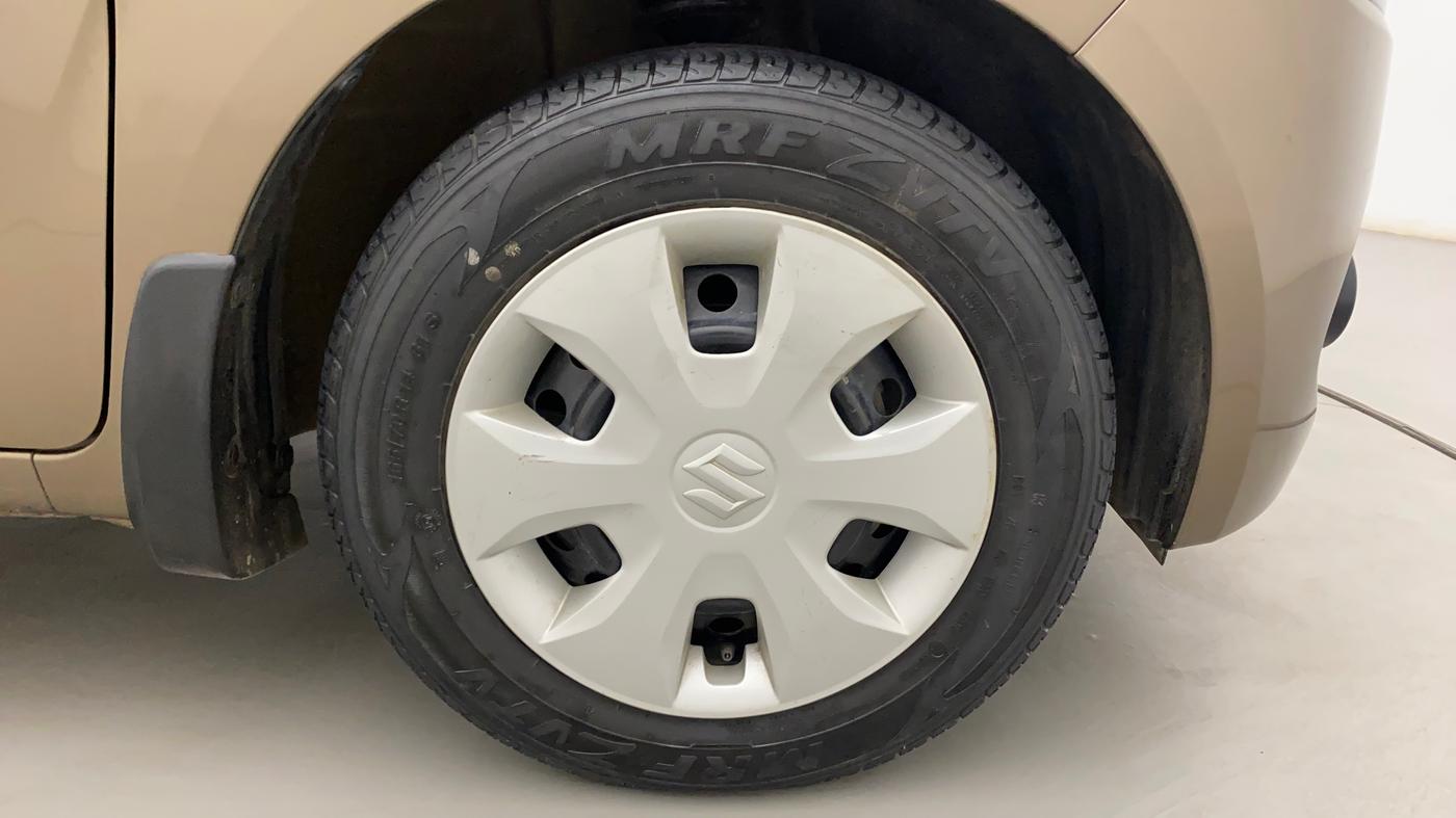2019 Maruti New Wagon-R VXI 1.0, Petrol, Manual, 39,700 km, Right Front Wheel