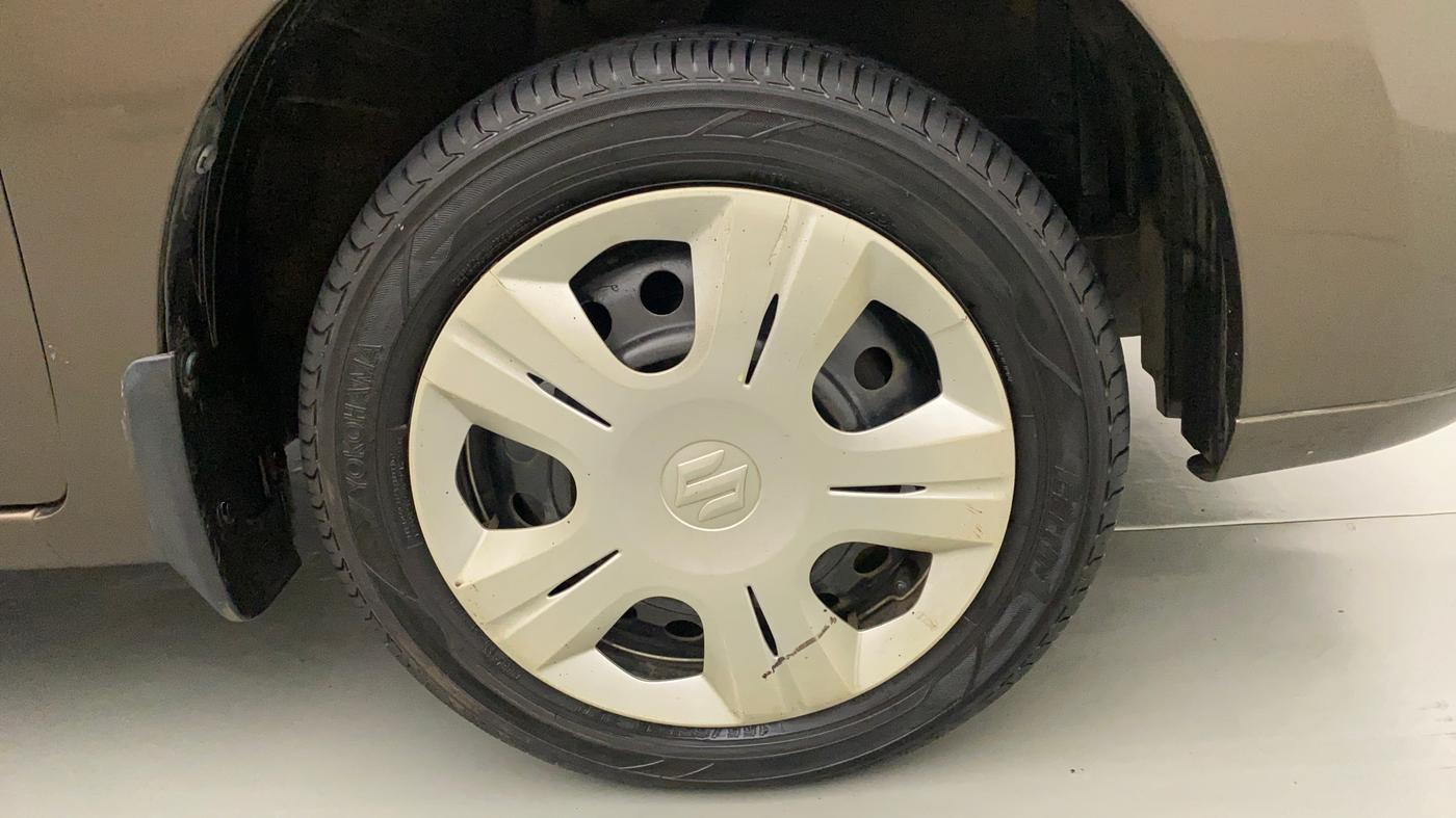 2012 Maruti Wagon R 1.0 VXI, Petrol, Manual, 35,556 km, Right Front Wheel