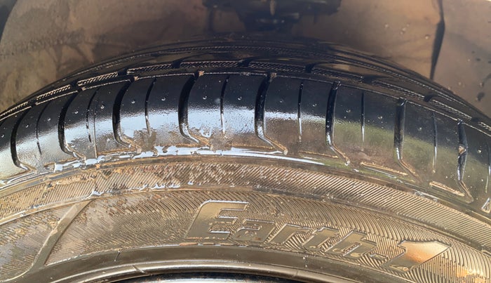 2016 Hyundai Xcent S 1.2, Petrol, Manual, 88,125 km, Right Front Tyre Tread