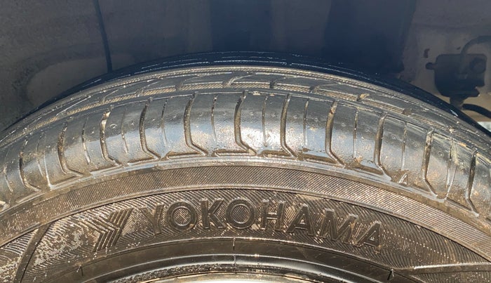 2016 Hyundai Xcent S 1.2, Petrol, Manual, 88,125 km, Left Rear Tyre Tread