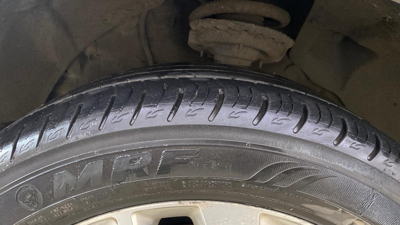 2019 Mahindra XUV300 W8 1.5 DIESEL AMT, Diesel, Automatic, 51,412 km, Left Front Tyre Tread