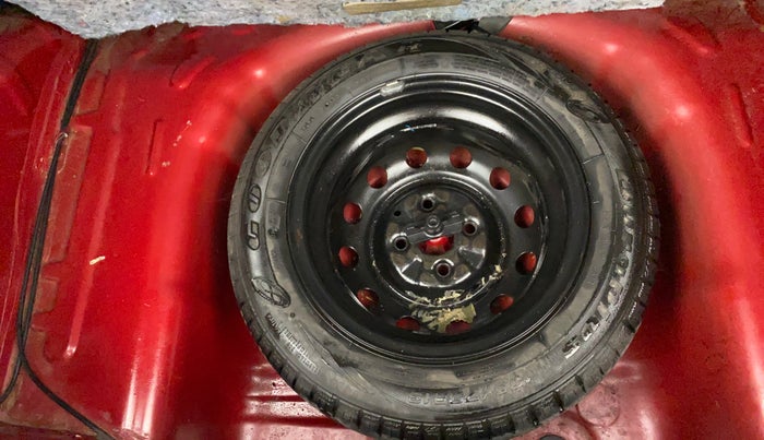 2015 Hyundai Eon MAGNA +, Petrol, Manual, 79,899 km, Spare Tyre