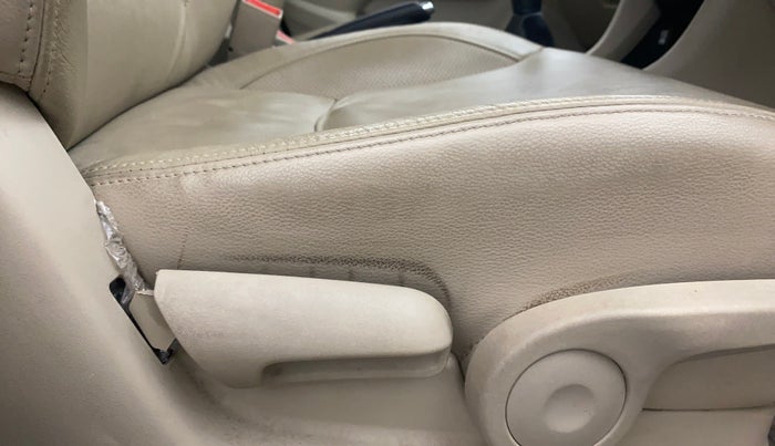 2019 Maruti Ciaz ALPHA 1.5 SHVS PETROL, Petrol, Manual, 42,646 km, Driver Side Adjustment Panel