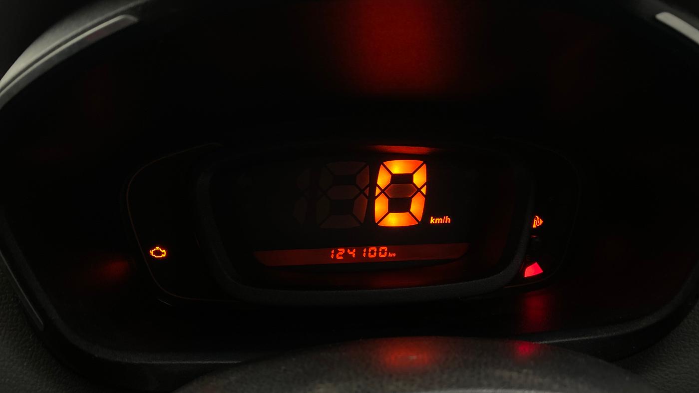 2018 Renault Kwid RXT 0.8, CNG, Manual, 1,24,087 km, Odometer Image