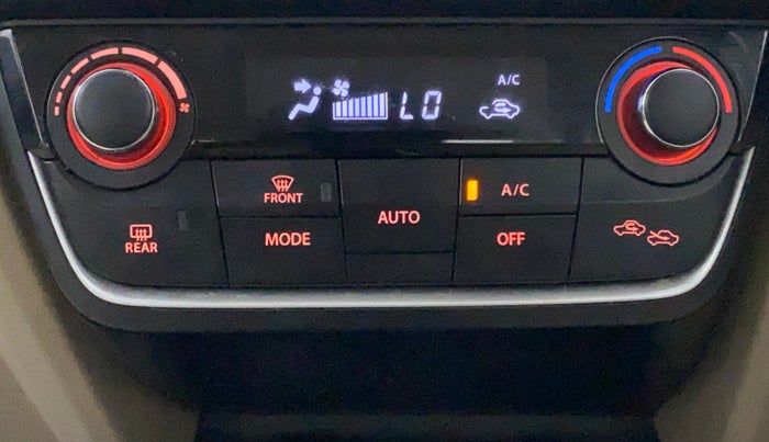 2017 Maruti Dzire ZXI PLUS, Petrol, Manual, 1,39,782 km, Automatic Climate Control