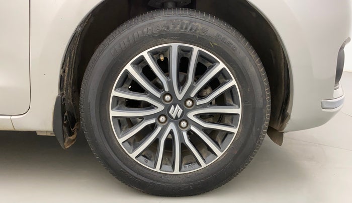 2017 Maruti Dzire ZXI PLUS, Petrol, Manual, 1,39,782 km, Right Front Wheel