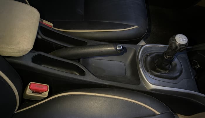 2019 Honda City 1.5L I-VTEC V MT, Petrol, Manual, 78,076 km, Gear Lever