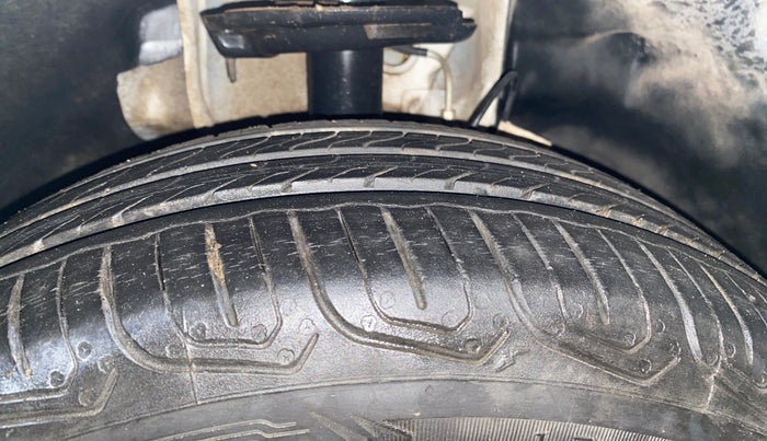 2022 Tata Tiago XT CNG, CNG, Manual, 14,186 km, Right Front Tyre Tread