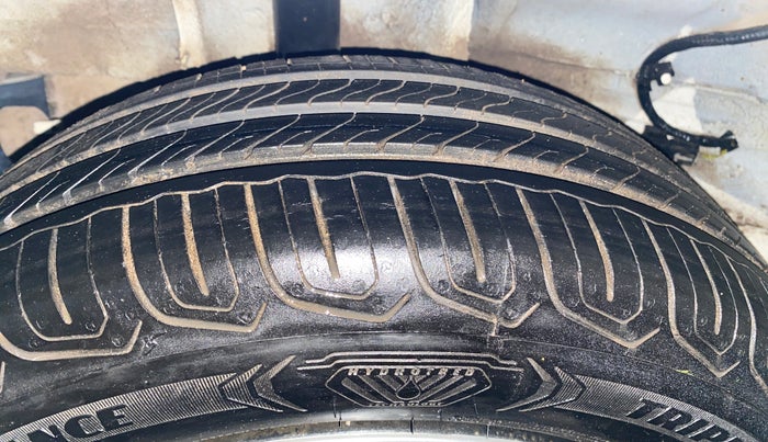 2022 Tata Tiago XT CNG, CNG, Manual, 14,186 km, Right Rear Tyre Tread