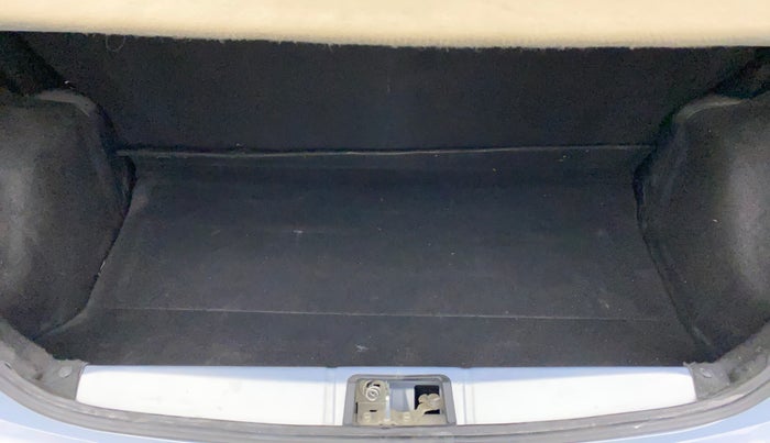2012 Toyota Etios Liva G, Petrol, Manual, 32,848 km, Boot Inside