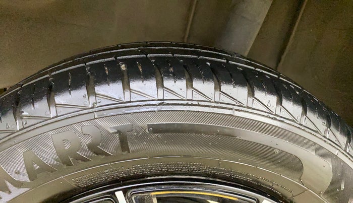 2023 Renault Kwid CLIMBER AMT 1.0, Petrol, Automatic, 19,783 km, Left Rear Tyre Tread