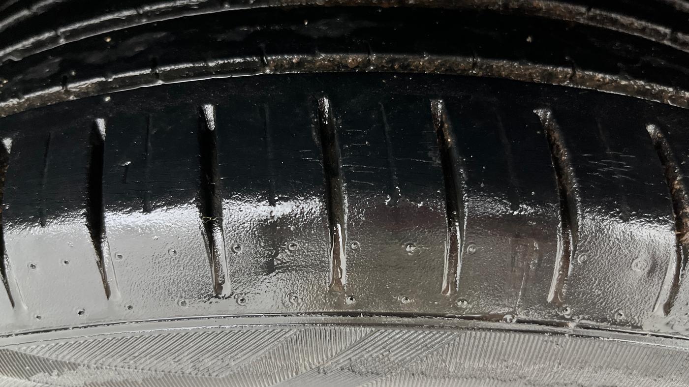 2021 Maruti Baleno ALPHA CVT PETROL 1.2, Petrol, Automatic, 32,698 km, Right Rear Tyre Tread