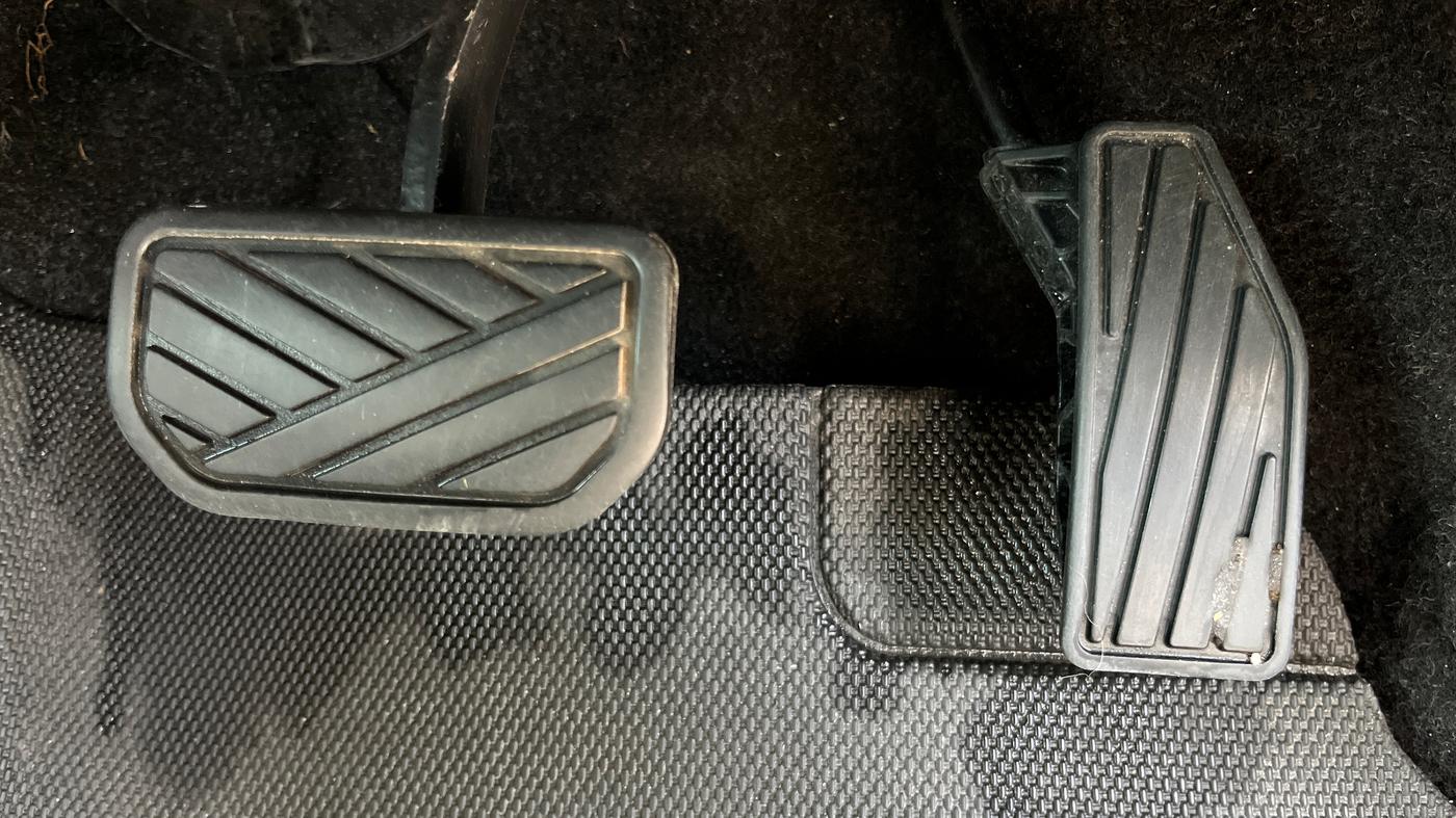 2021 Maruti Baleno ALPHA CVT PETROL 1.2, Petrol, Automatic, 32,698 km, Pedals