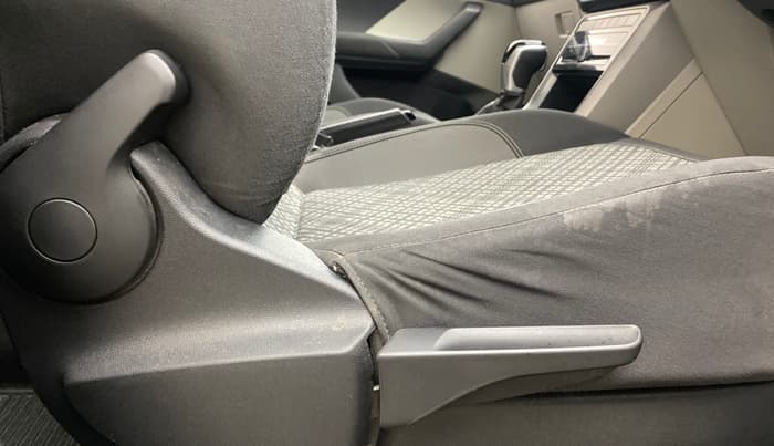 2021 Volkswagen TAIGUN HIGHLINE 1.0 TSI AT, Petrol, Automatic, 76,201 km, Driver Side Adjustment Panel