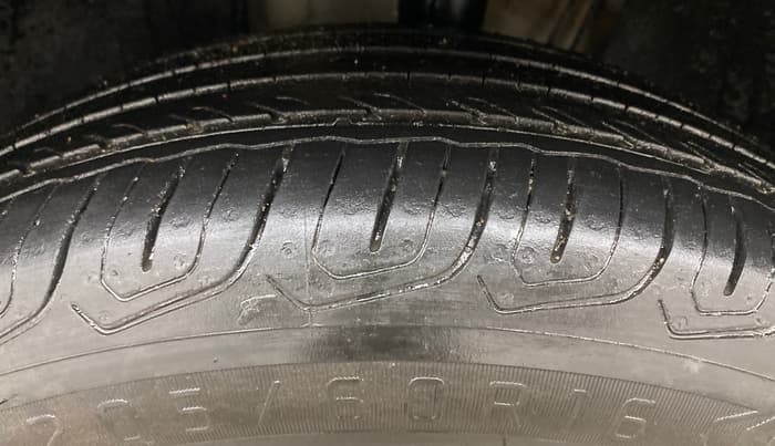 2021 Volkswagen TAIGUN HIGHLINE 1.0 TSI AT, Petrol, Automatic, 76,201 km, Left Front Tyre Tread