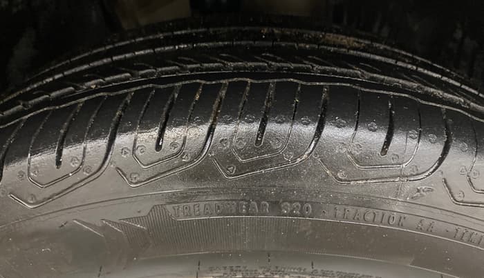 2021 Volkswagen TAIGUN HIGHLINE 1.0 TSI AT, Petrol, Automatic, 76,201 km, Right Front Tyre Tread