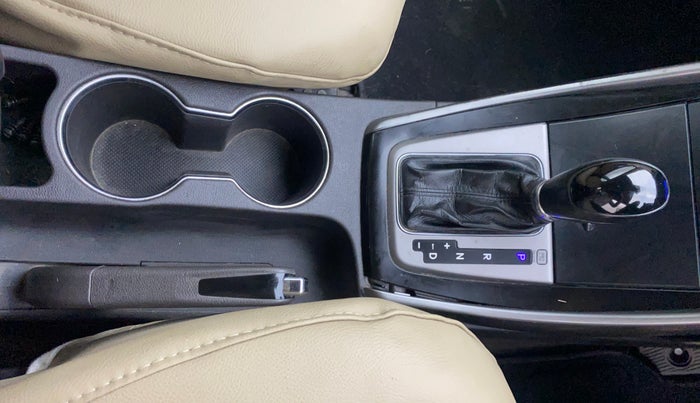 2013 Hyundai New Elantra 1.8 SX AT VTVT, Petrol, Automatic, 85,465 km, Gear Lever