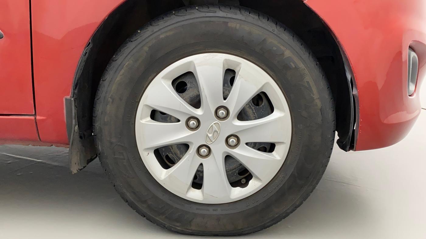 2012 Hyundai i10 MAGNA 1.1, Petrol, Manual, 18,601 km, Right Front Wheel