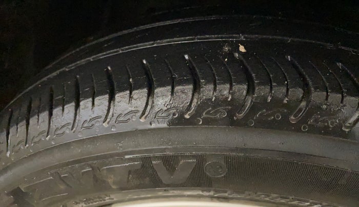 2019 Honda Amaze 1.2L I-VTEC VX, Petrol, Manual, 41,560 km, Right Front Tyre Tread