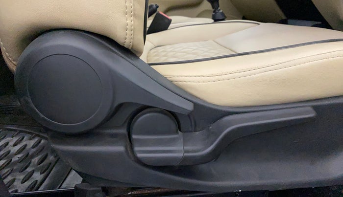 2019 Honda Amaze 1.2L I-VTEC VX, Petrol, Manual, 41,560 km, Driver Side Adjustment Panel