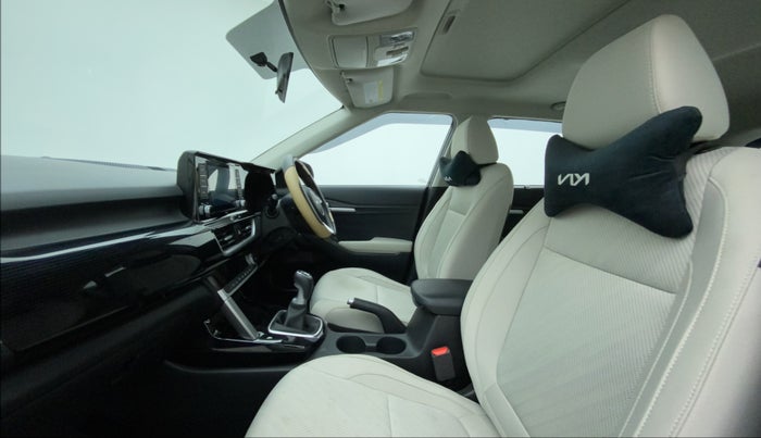 2023 KIA SELTOS HTK PLUS 1.5 IMT, Petrol, Manual, 10,629 km, Right Side Front Door Cabin