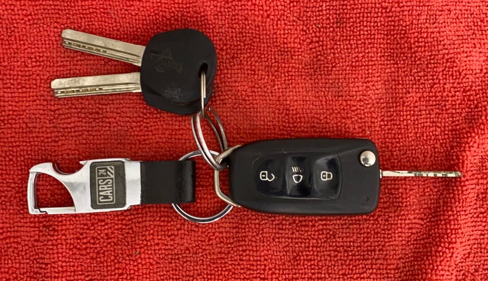 2014 Tata Zest XT PETROL, Petrol, Manual, 29,312 km, Key Close Up