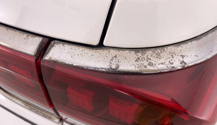 2020 KIA SONET GTX PLUS 1.5D  AT, Diesel, Automatic, 57,424 km, Right tail light - Chrome has minor damage