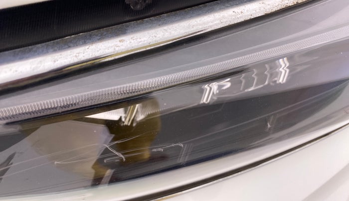 2020 KIA SONET GTX PLUS 1.5D  AT, Diesel, Automatic, 57,424 km, Left headlight - Minor scratches