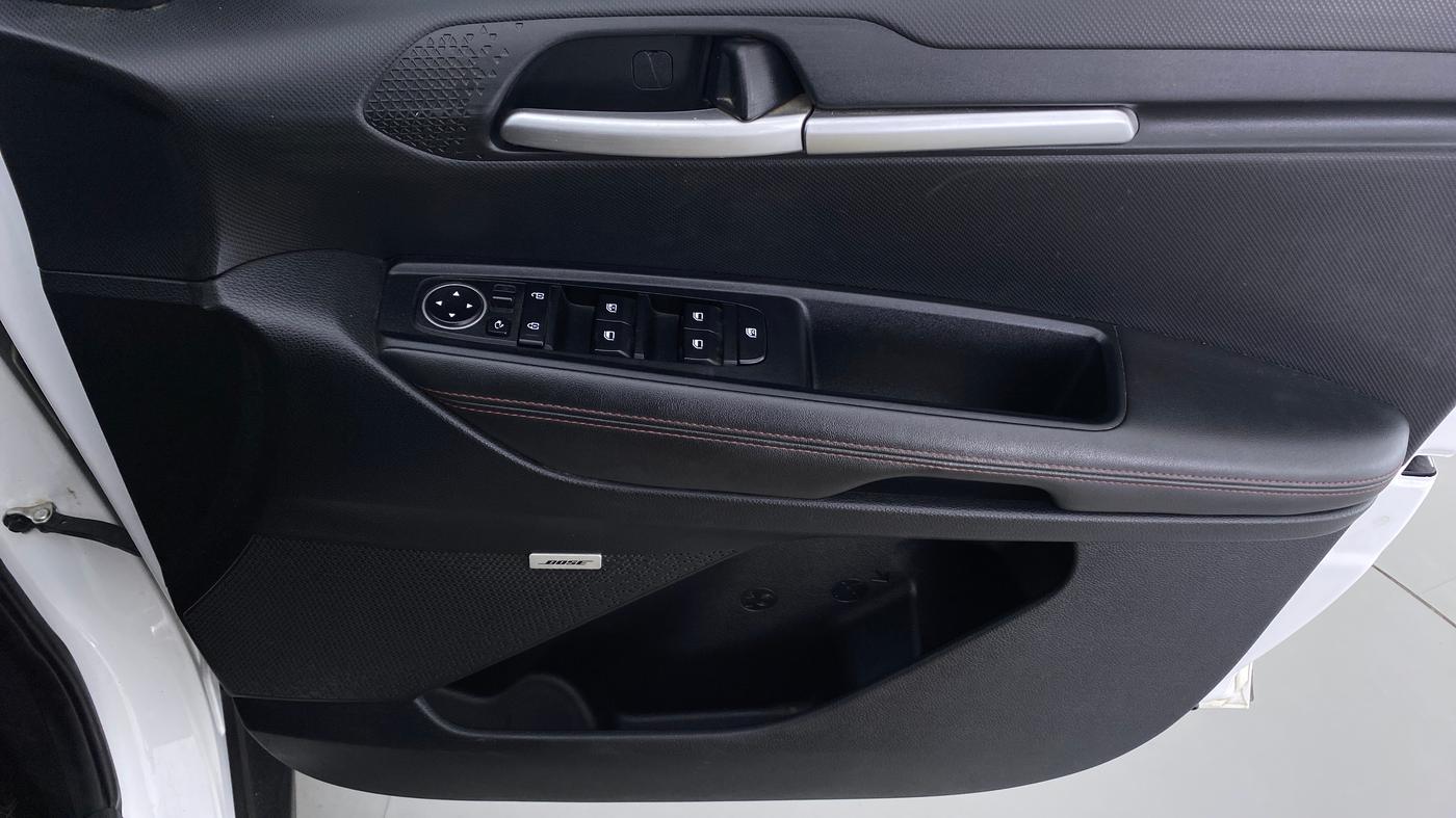 2020 KIA SONET GTX PLUS 1.5D  AT, Diesel, Automatic, 57,424 km, Driver Side Door Panels Control