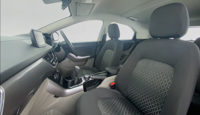 2017 Tata NEXON XZ+ 1.2, Petrol, Manual, 44,993 km, Right Side Front Door Cabin