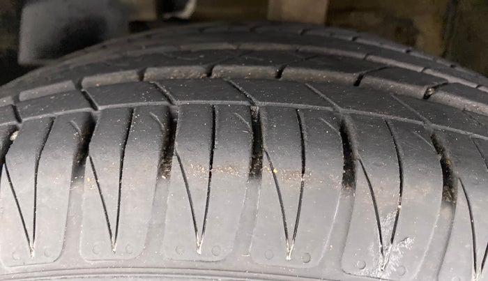 2017 Tata NEXON XZ+ 1.2, Petrol, Manual, 44,993 km, Left Front Tyre Tread