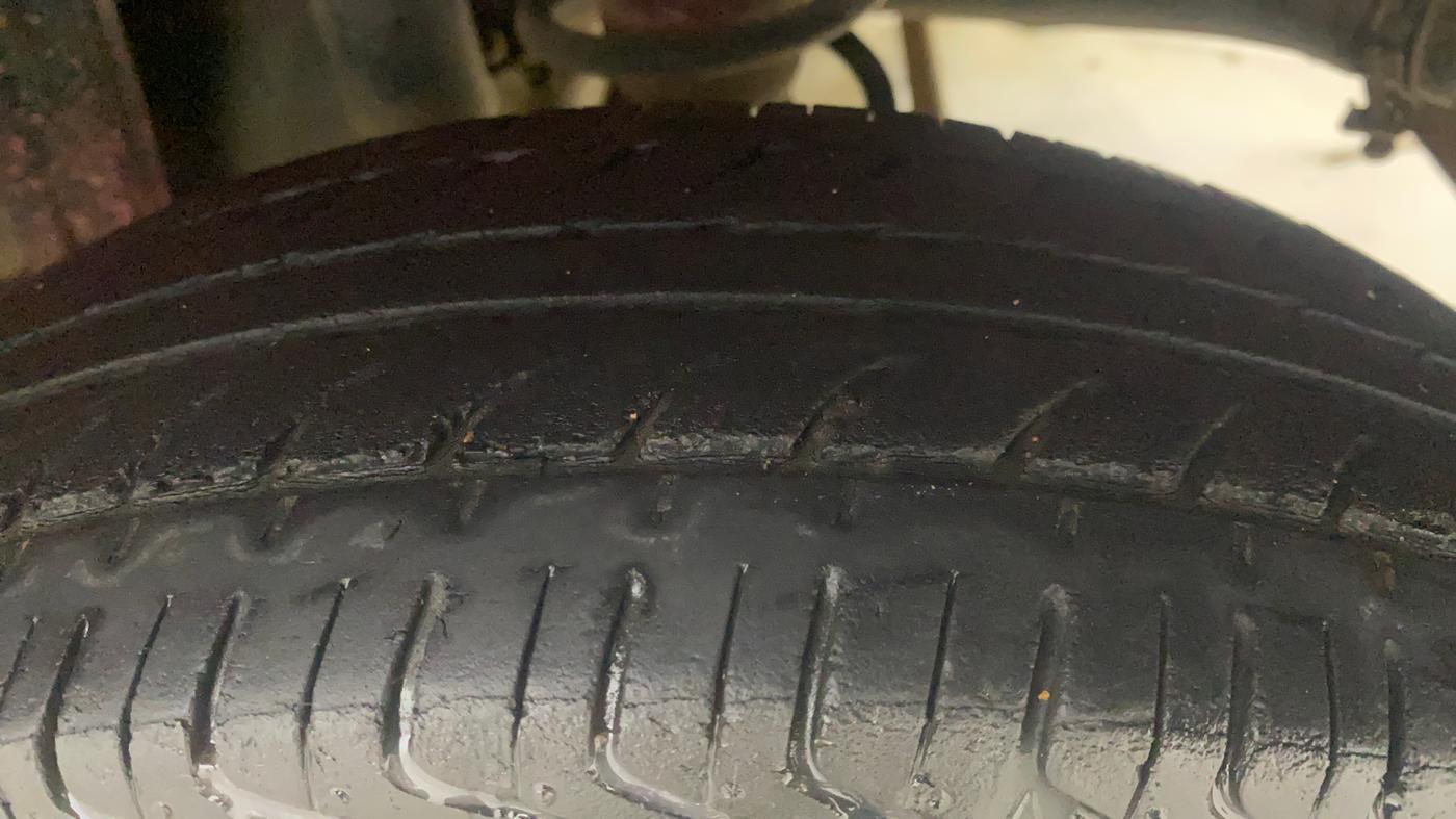 2015 Maruti Alto 800 VXI, Petrol, Manual, 73,170 km, Left Rear Tyre Tread