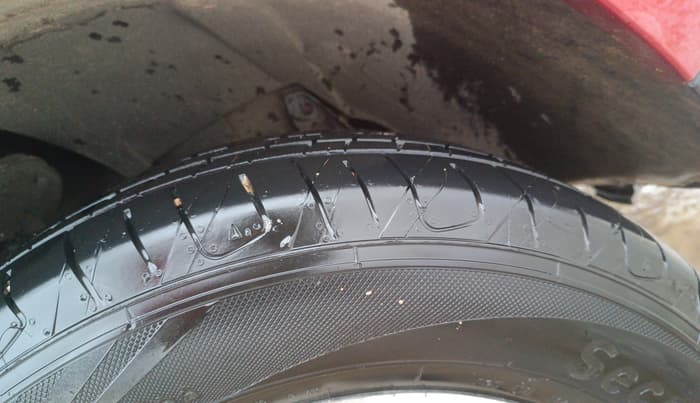 2018 Renault Duster RXS PETROL, Petrol, Manual, 85,049 km, Right Front Tyre Tread