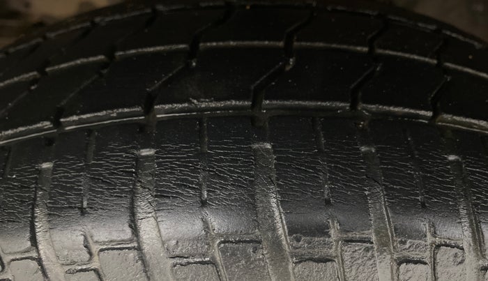 2015 Tata Nano TWIST XT, Petrol, Manual, 47,618 km, Left Front Tyre Tread