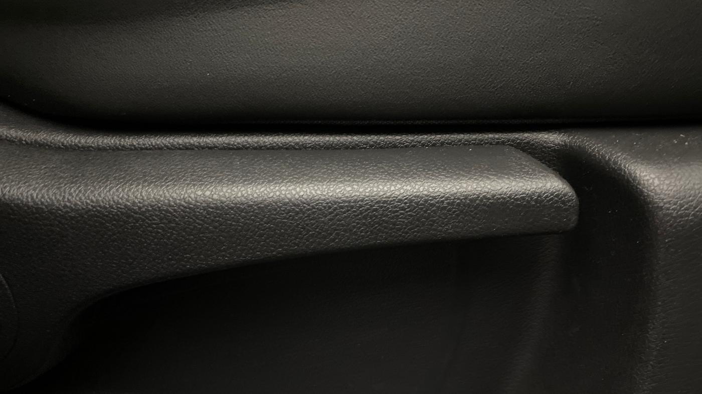 2018 Renault Captur PLATINE DIESEL , Diesel, Manual, 95,484 km, Driver Side Adjustment Panel