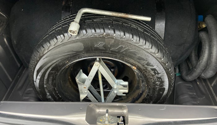 2019 Renault Kwid 1.0 RXT Opt, CNG, Manual, 2,638 km, Spare Tyre