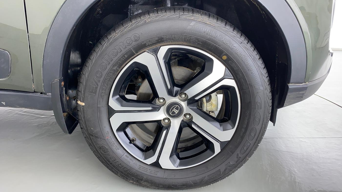 2021 Tata NEXON XZ+ 1.5, Diesel, Manual, 10,422 km, Right Front Wheel