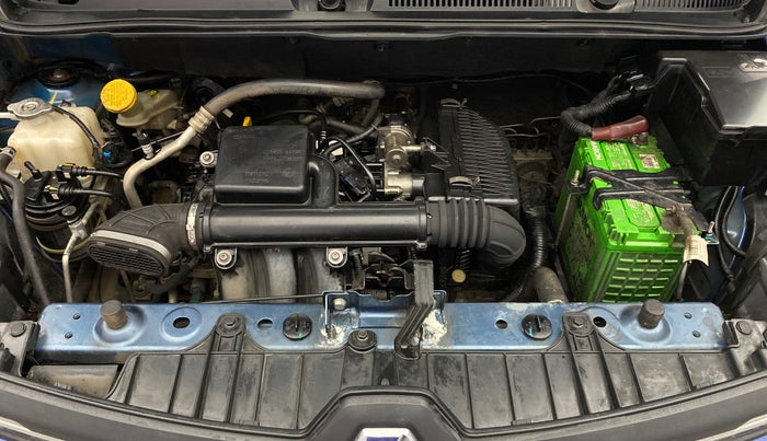 2019 Renault TRIBER RXZ, Petrol, Manual, 1,00,689 km, Engine View