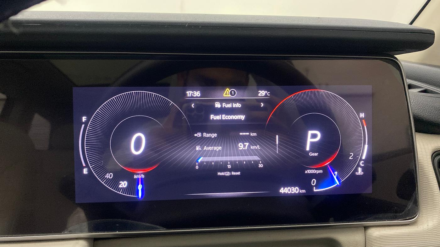 2023 Mahindra XUV700 AX 5 D AT 5 STR, Diesel, Automatic, 43,990 km, Odometer Image