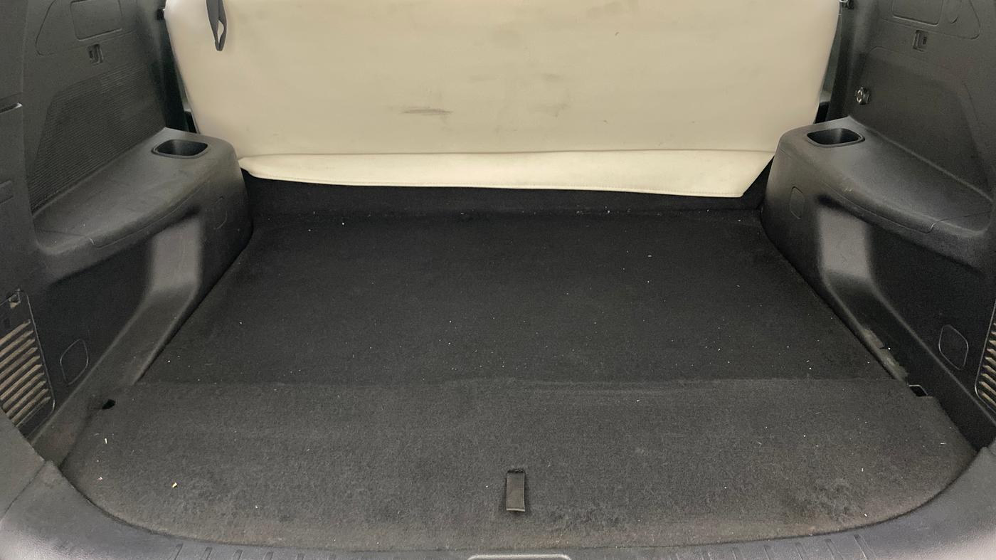 2023 Mahindra XUV700 AX 5 D AT 5 STR, Diesel, Automatic, 43,990 km, Boot Inside