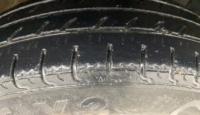 2013 Nissan Micra Active XV, Petrol, Manual, 83,214 km, Right Front Tyre Tread