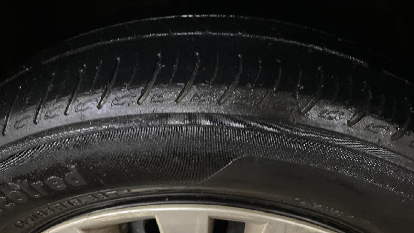 2020 Maruti Baleno DELTA PETROL 1.2, Petrol, Manual, 58,354 km, Right Front Tyre Tread