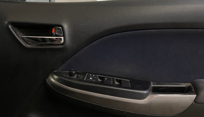 2020 Maruti Baleno DELTA PETROL 1.2, Petrol, Manual, 58,354 km, Driver Side Door Panels Control