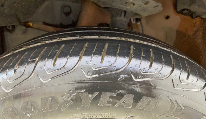 2015 Honda Jazz 1.2L I-VTEC V, Petrol, Manual, 42,111 km, Left Front Tyre Tread