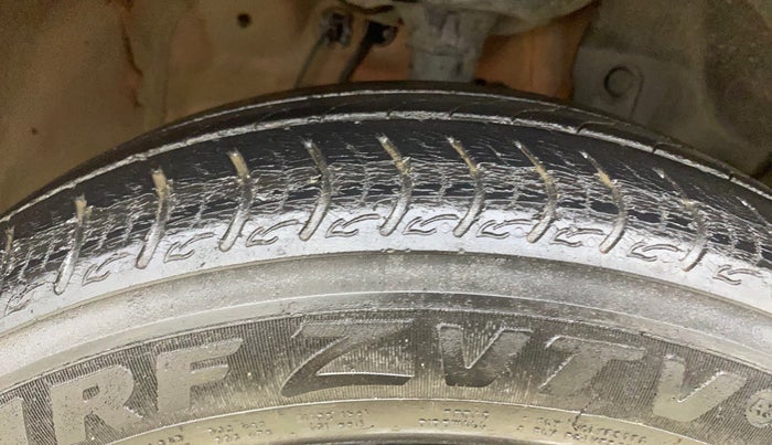 2015 Honda Jazz 1.2L I-VTEC V, Petrol, Manual, 42,111 km, Right Front Tyre Tread