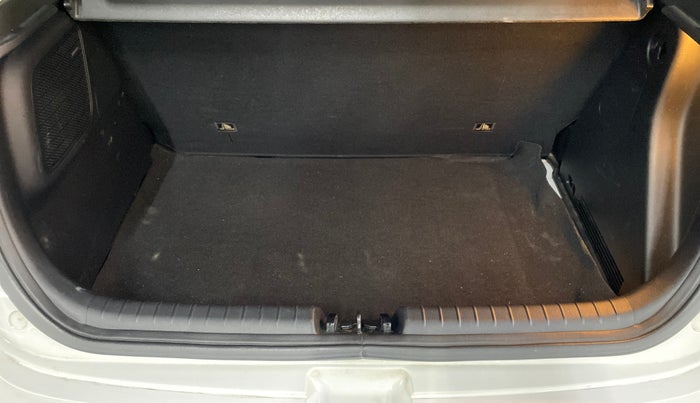 2021 Hyundai NEW I20 Asta 1.0 GDI Turbo IMT, Petrol, Manual, 41,111 km, Boot Inside