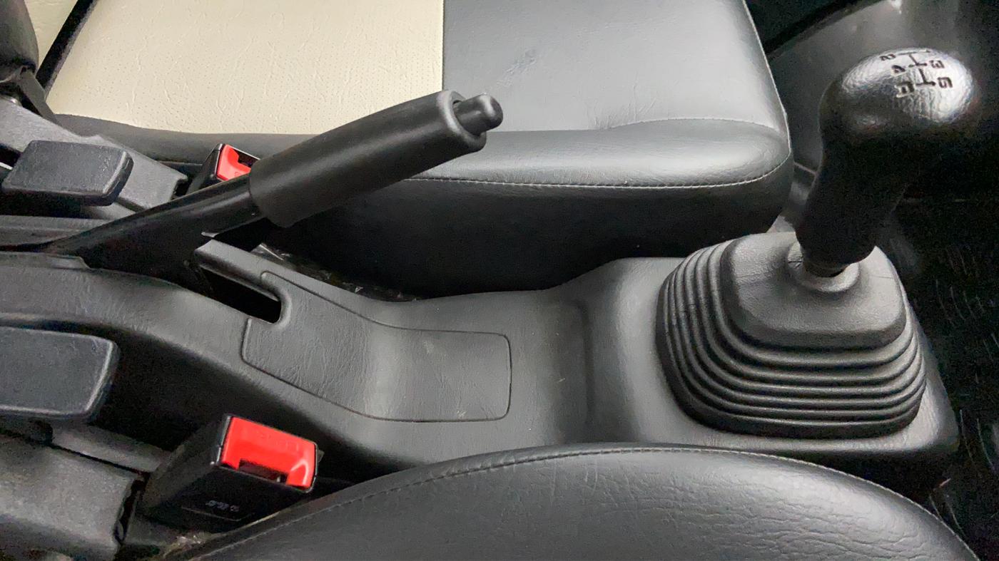 2017 Maruti Eeco 5 STR WITH AC PLUSHTR, Petrol, Manual, 31,060 km, Gear Lever