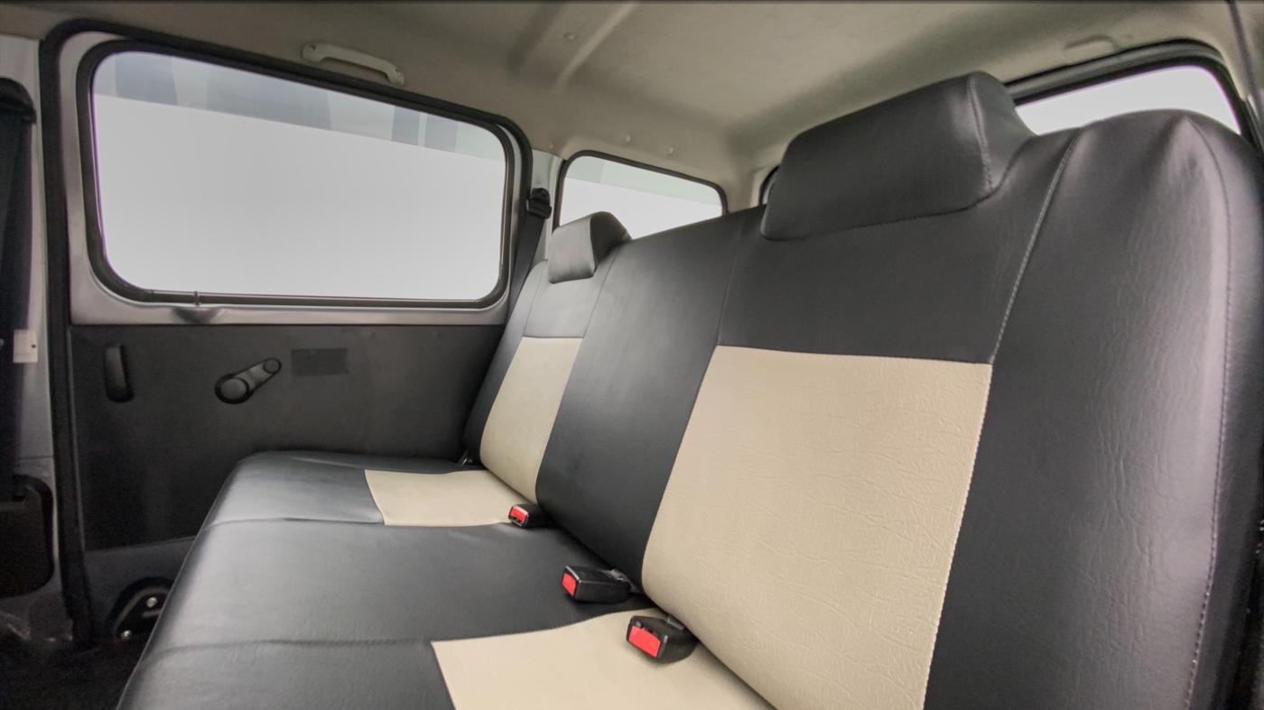 2017 Maruti Eeco 5 STR WITH AC PLUSHTR, Petrol, Manual, 31,060 km, Right Side Door Cabin View