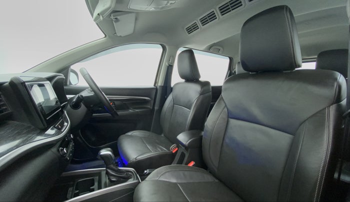 2020 Maruti XL6 ALPHA AT SHVS, Petrol, Automatic, 20,749 km, Right Side Front Door Cabin